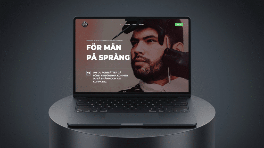 En laptopmockup på bordet med en barberarsajt öppen